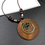 cambioprcaribe Round Clock Wooden Pendant Necklace