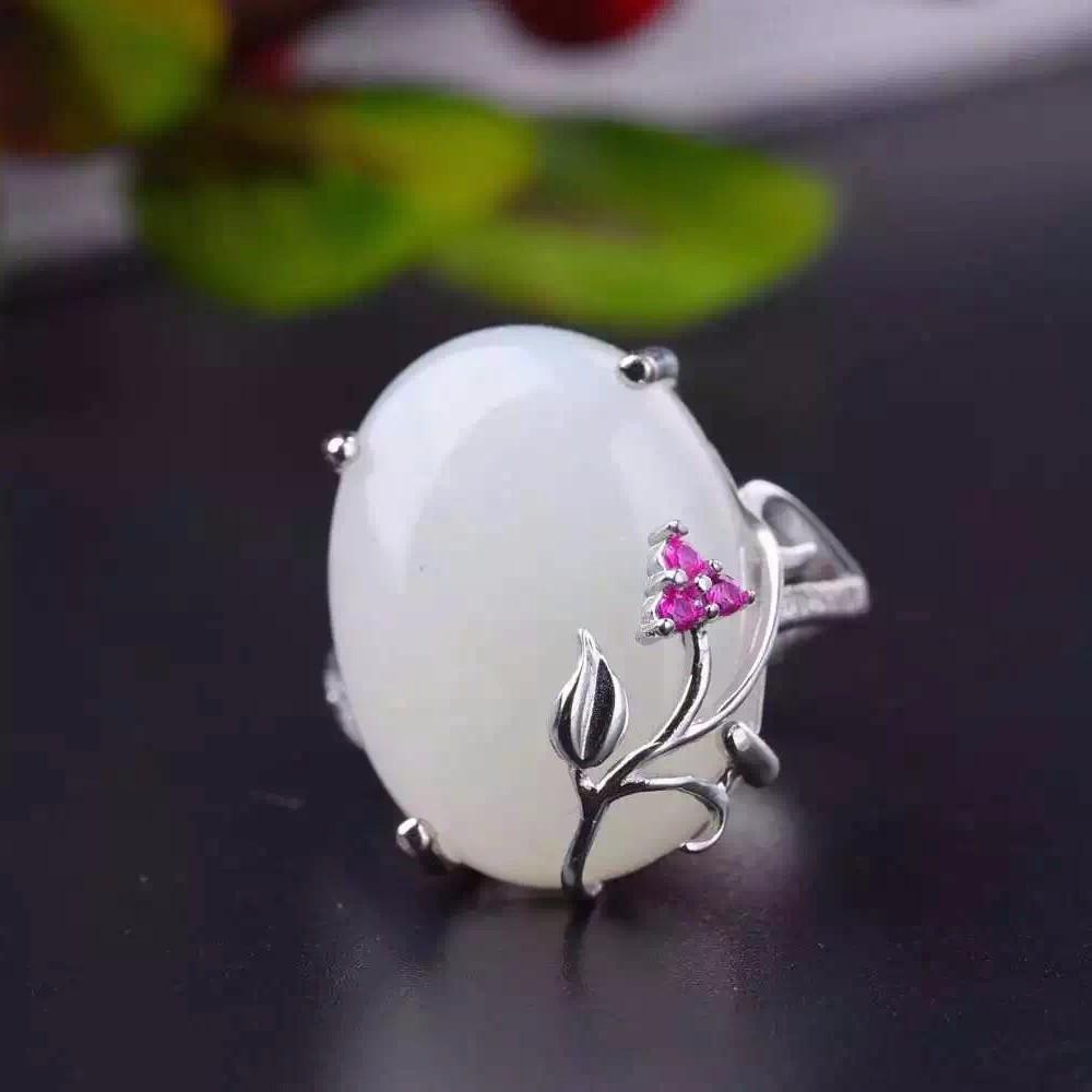 cambioprcaribe White Jade Sterling Silver Ring