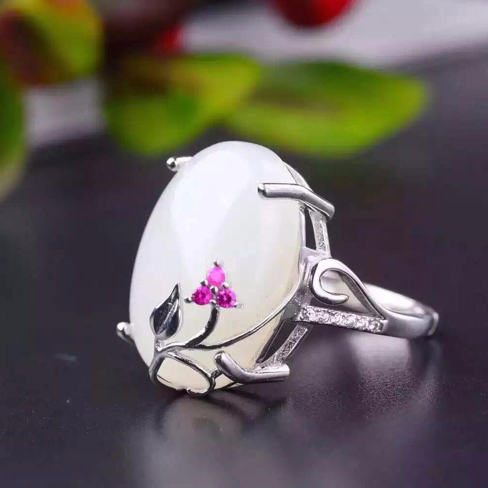 cambioprcaribe White Jade Sterling Silver Ring